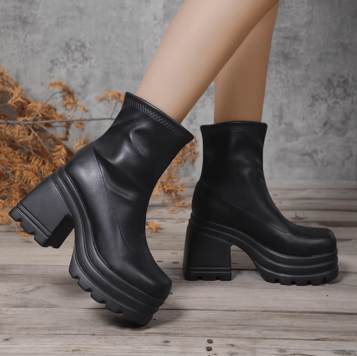 Chic and Cozy Women's PU Leather High-Heeled Boots