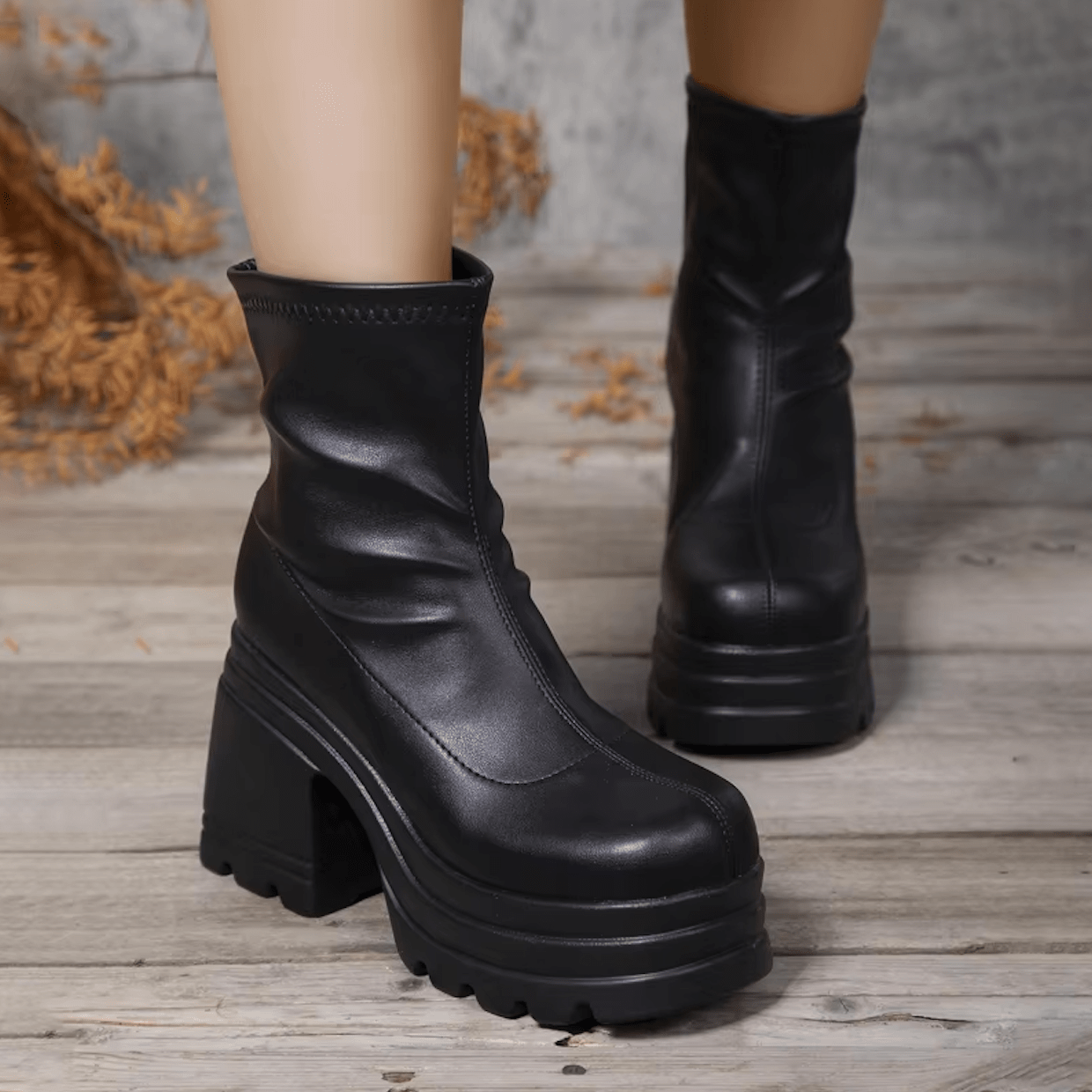 Chic and Cozy Women's PU Leather High-Heeled Boots